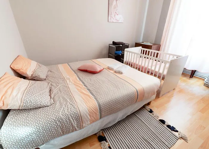 Maison Vintage De Plain Pied Avec Climatisation Appartamento Cholet